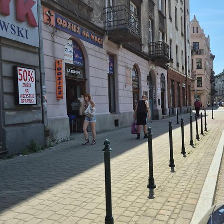 Moti Apartments Краков Экстерьер фото