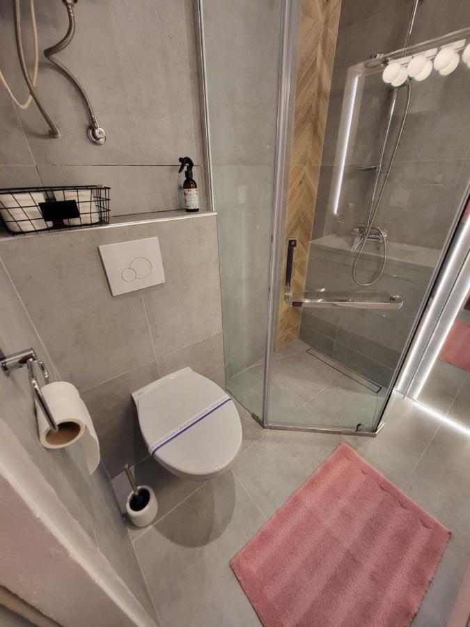 Moti Apartments Краков Экстерьер фото